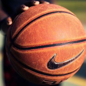 ky体育平台-美国队在巴黎奥运会比赛中展现出强大的远射能力，奥运会美国队热身